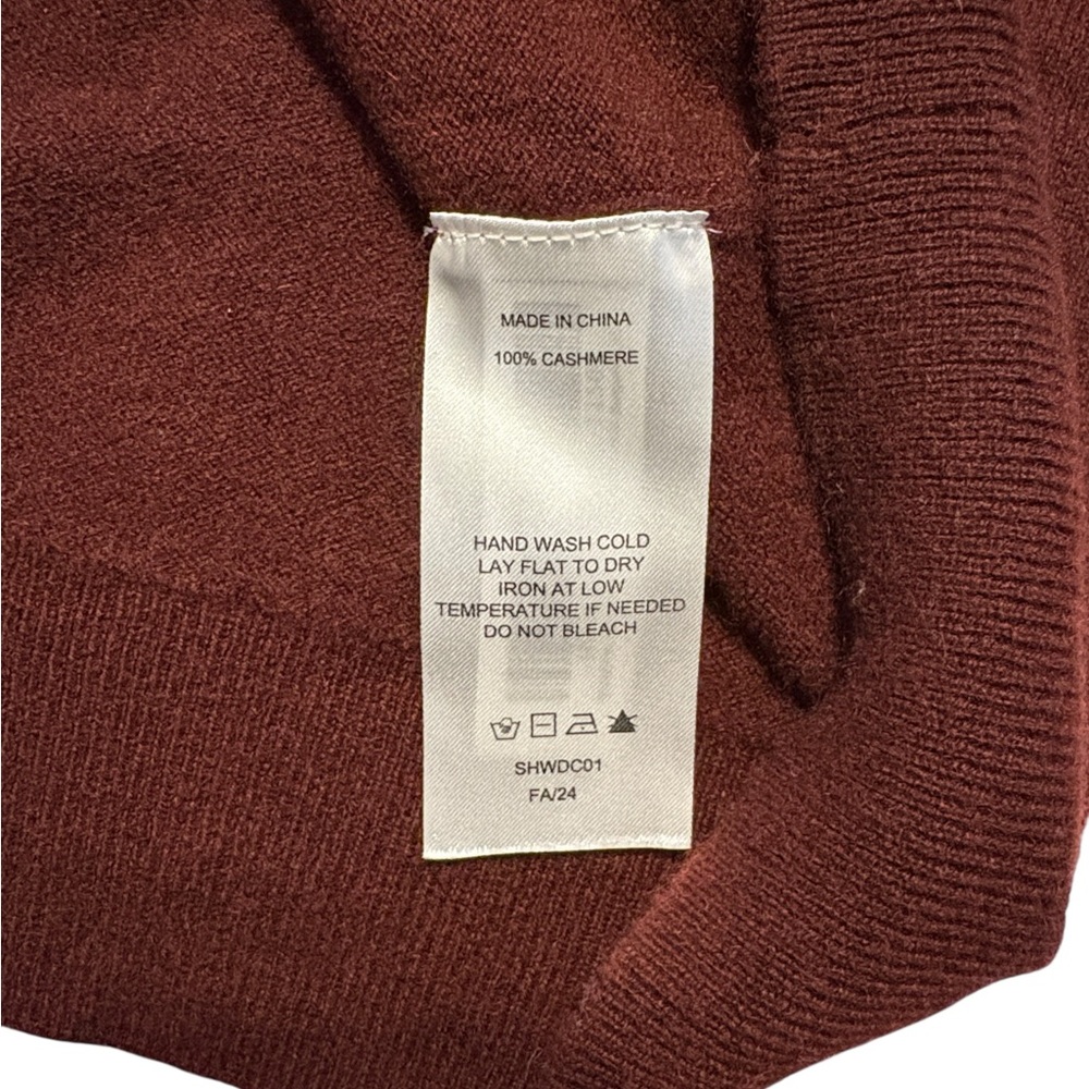 Quince Mongolian Cashmere V-Neck Sweater L Rich Burgundy Fall Cozy Thanksgiving - Picture 9 of 10